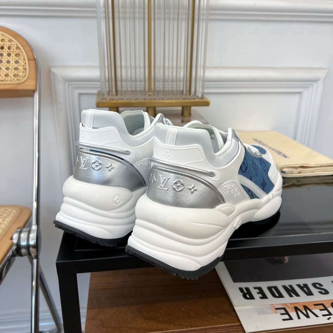 LV RUN 55 SNEAKER BLUE GRAY - 35