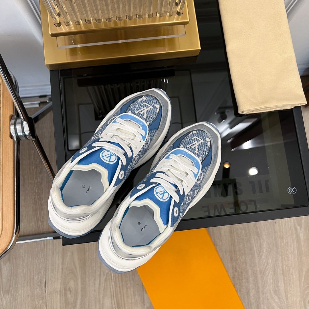 LV RUN 55 SNEAKER LIGHT BLUE - 35