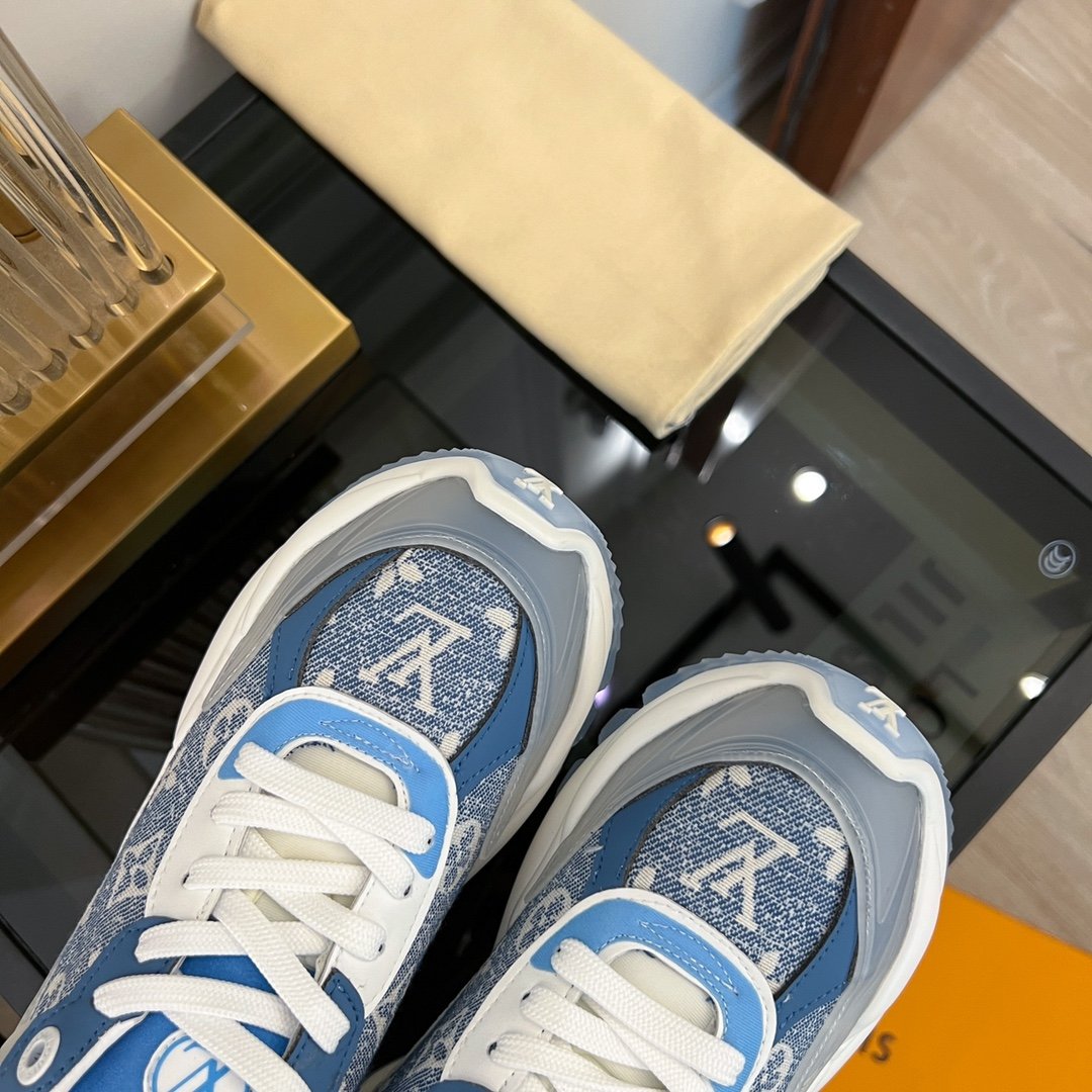 LV RUN 55 SNEAKER LIGHT BLUE - 35