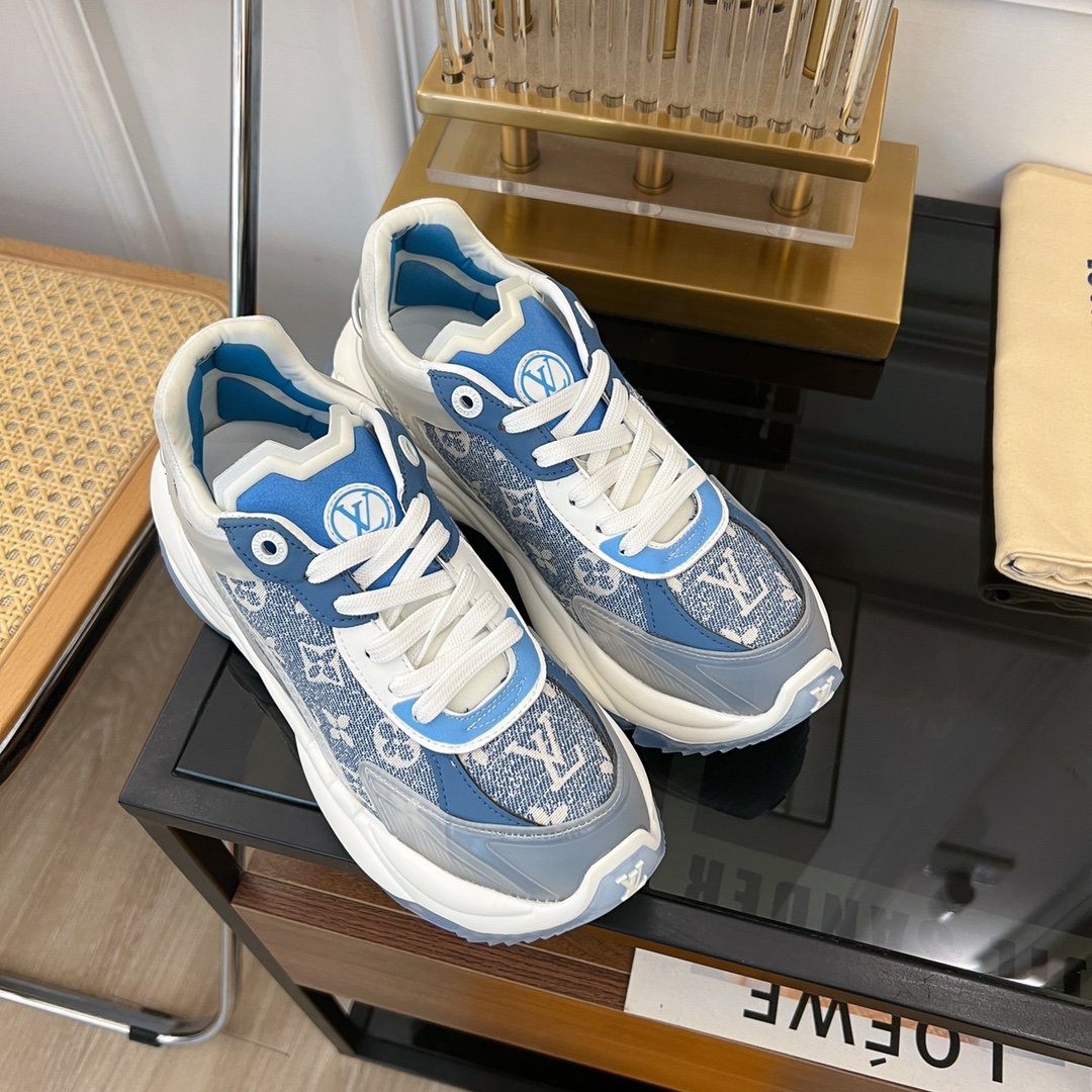 LV RUN 55 SNEAKER LIGHT BLUE - 35