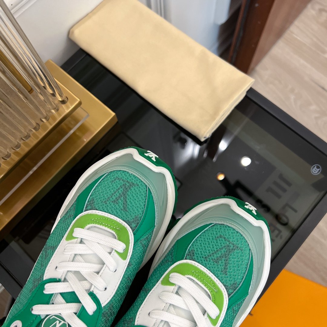 LV RUN 55 SNEAKER GREEN - 35