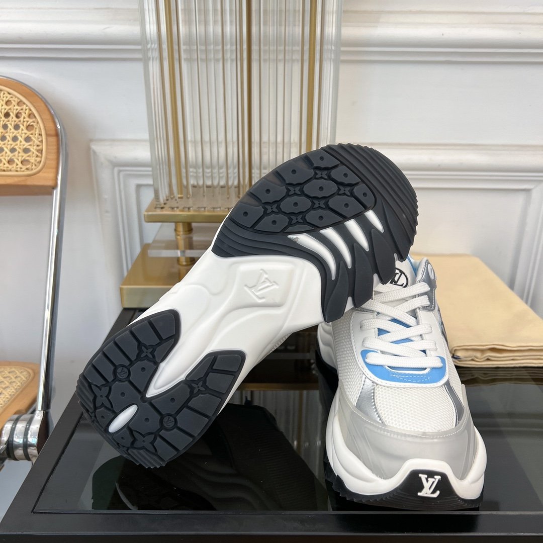 LV RUN 55 SNEAKER WHITE BLUE - 35