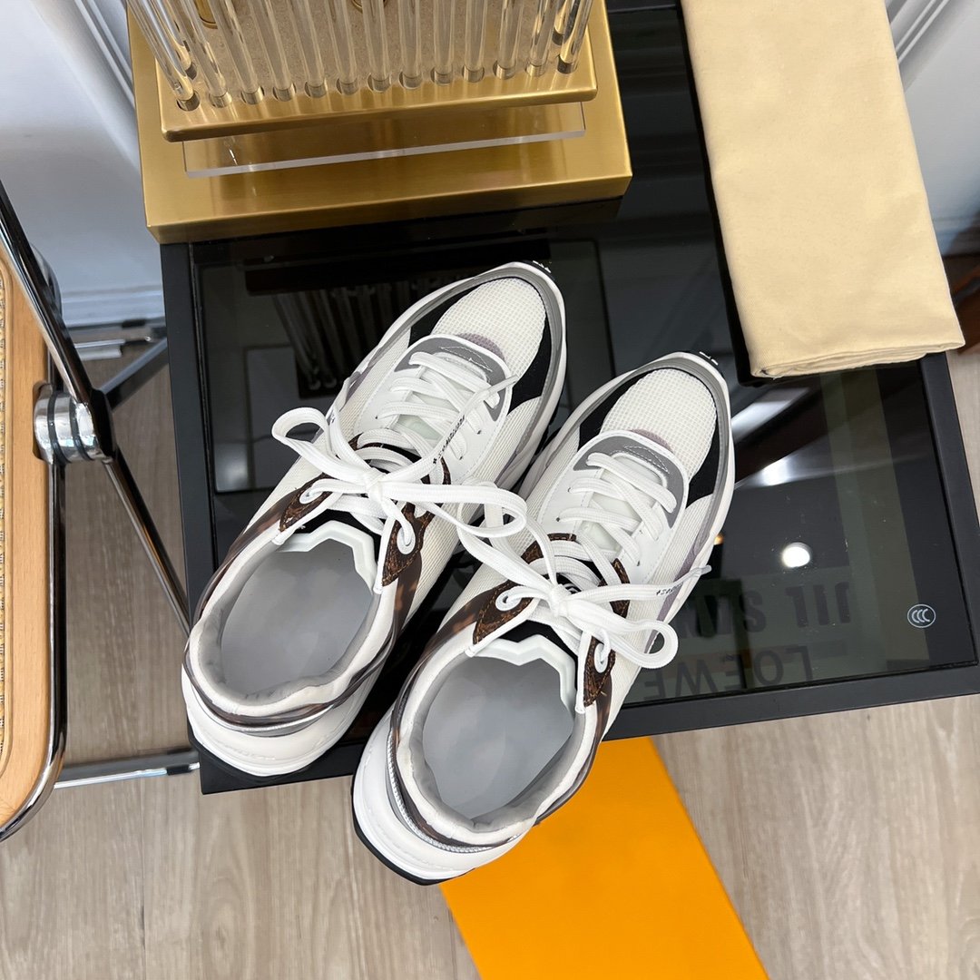 LV RUN 55 SNEAKER WHITE GRAY - 35