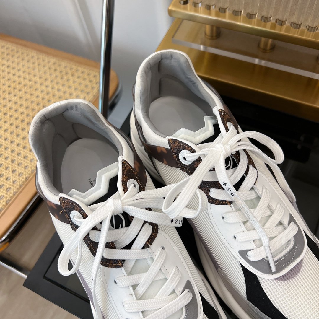 LV RUN 55 SNEAKER WHITE GRAY - 35
