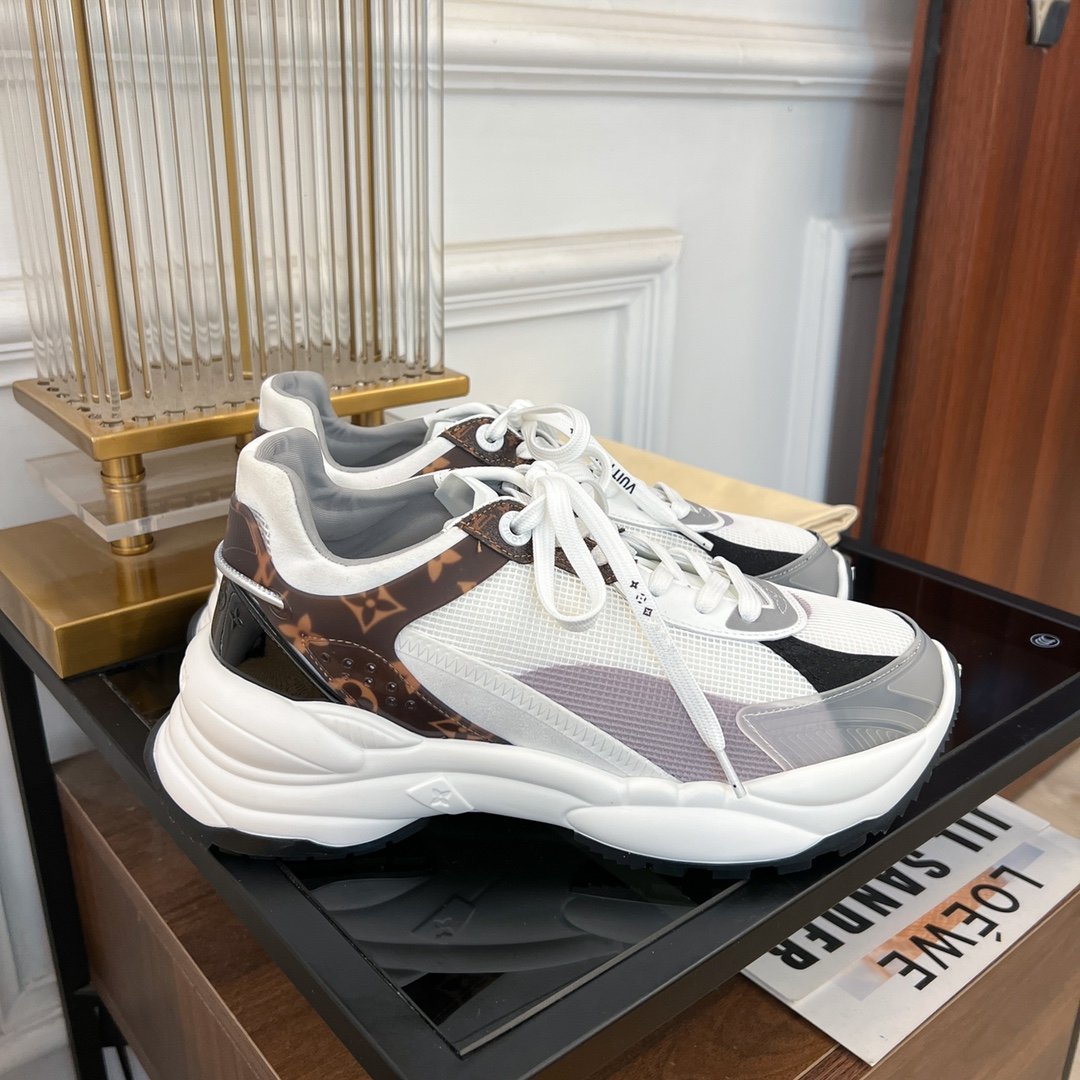 LV RUN 55 SNEAKER WHITE GRAY - 35