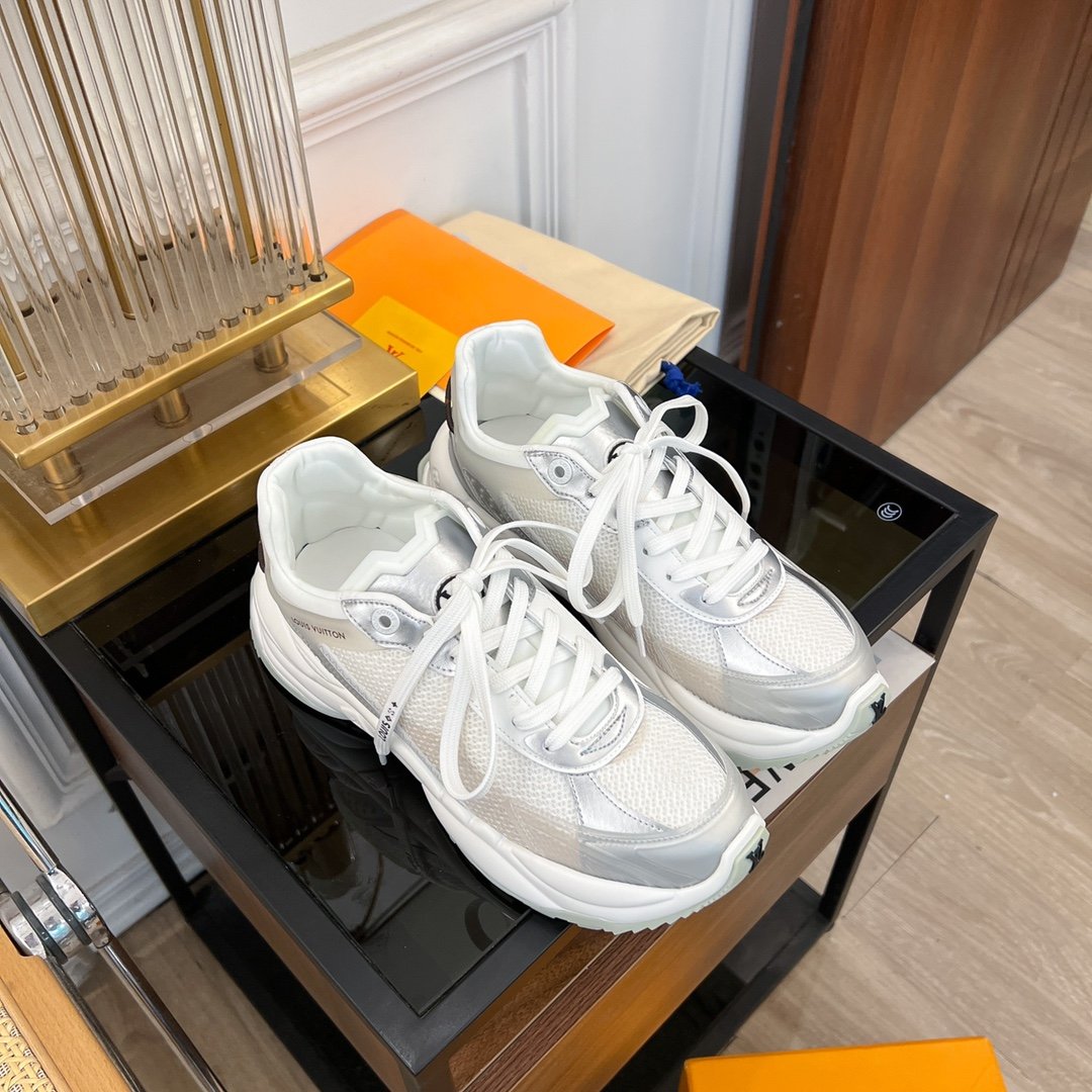 LV RUN 55 SNEAKER WHITE - 35