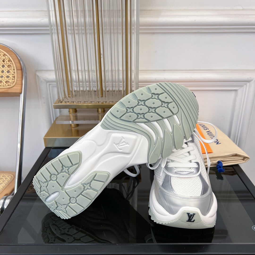 LV RUN 55 SNEAKER WHITE - 35