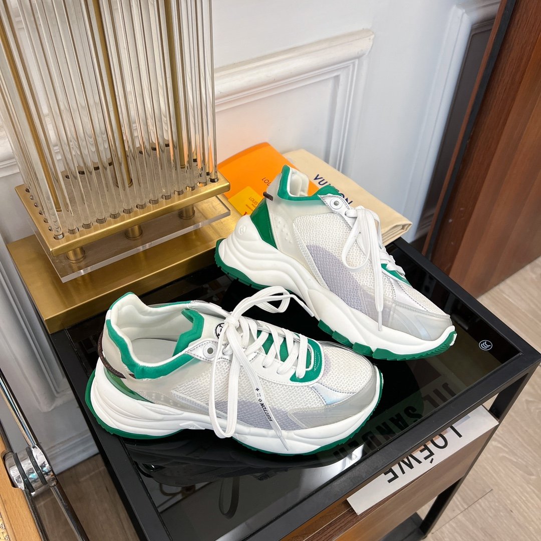 LV RUN 55 SNEAKER WHITE GREEN - 35