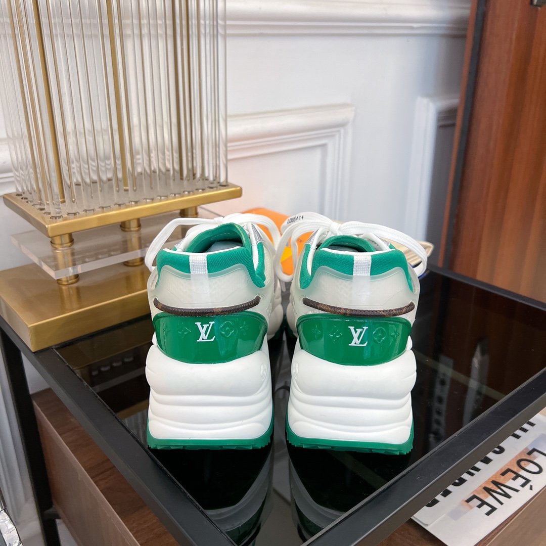 LV RUN 55 SNEAKER WHITE GREEN - 35
