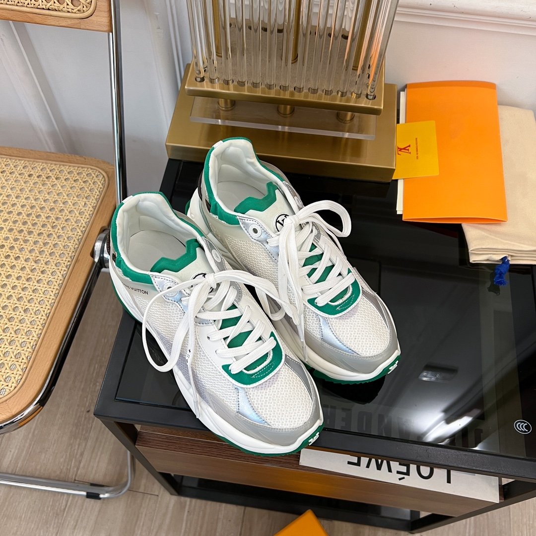 LV RUN 55 SNEAKER WHITE GREEN - 35