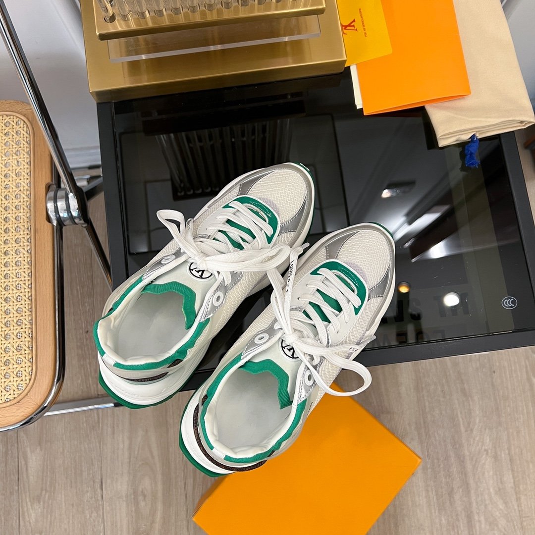LV RUN 55 SNEAKER WHITE GREEN - 35