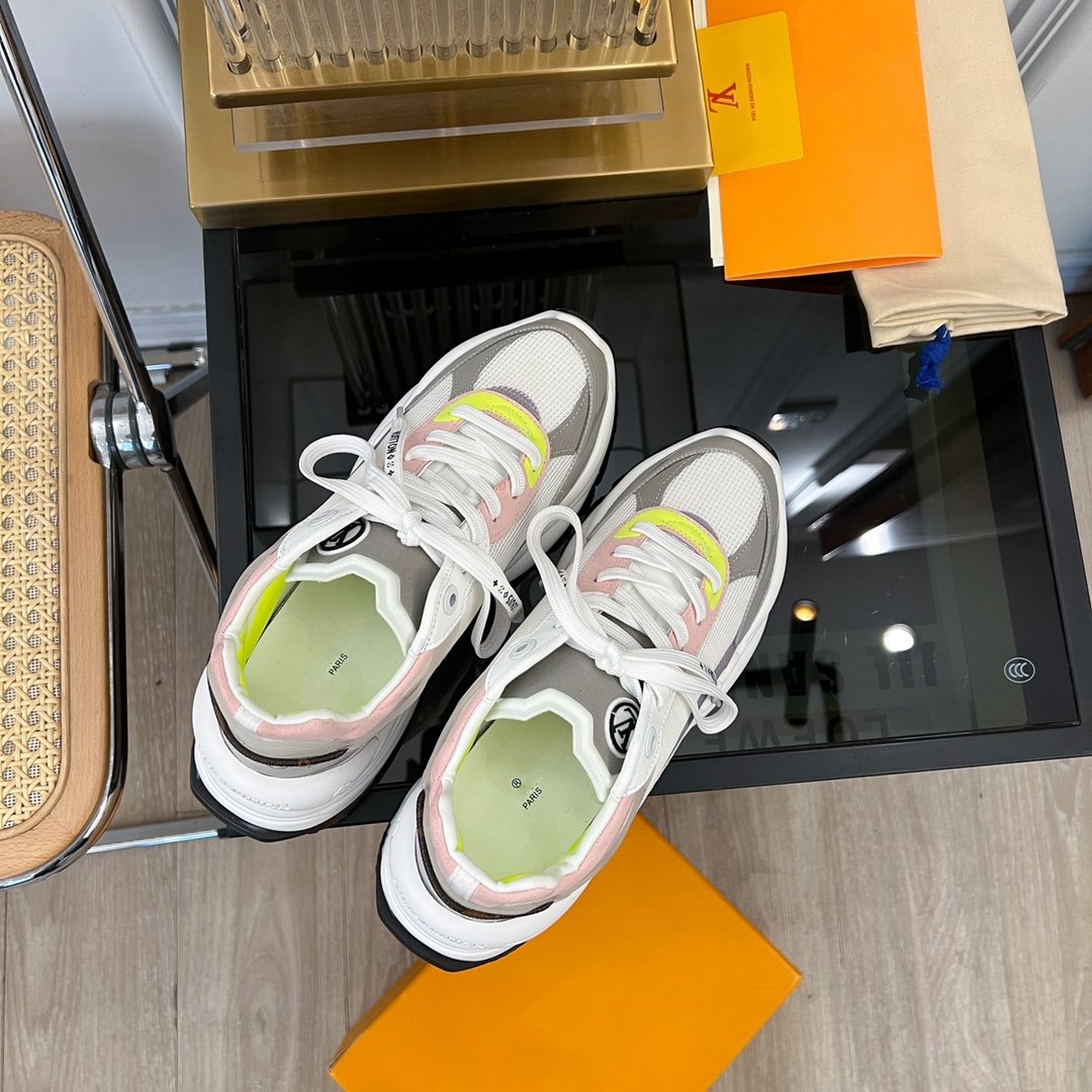 LV RUN 55 SNEAKER GREEN PLANTAIN - 35
