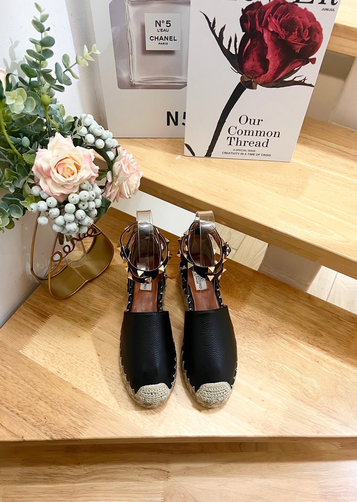 BLACK LEATHER ROCKSTUD ESPADRILLES ANKLE STRAP FLATS - 36