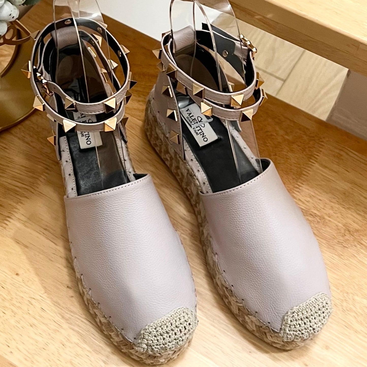 LIGHT PURPLE LEATHER ROCKSTUD ESPADRILLES ANKLE STRAP FLATS - 36