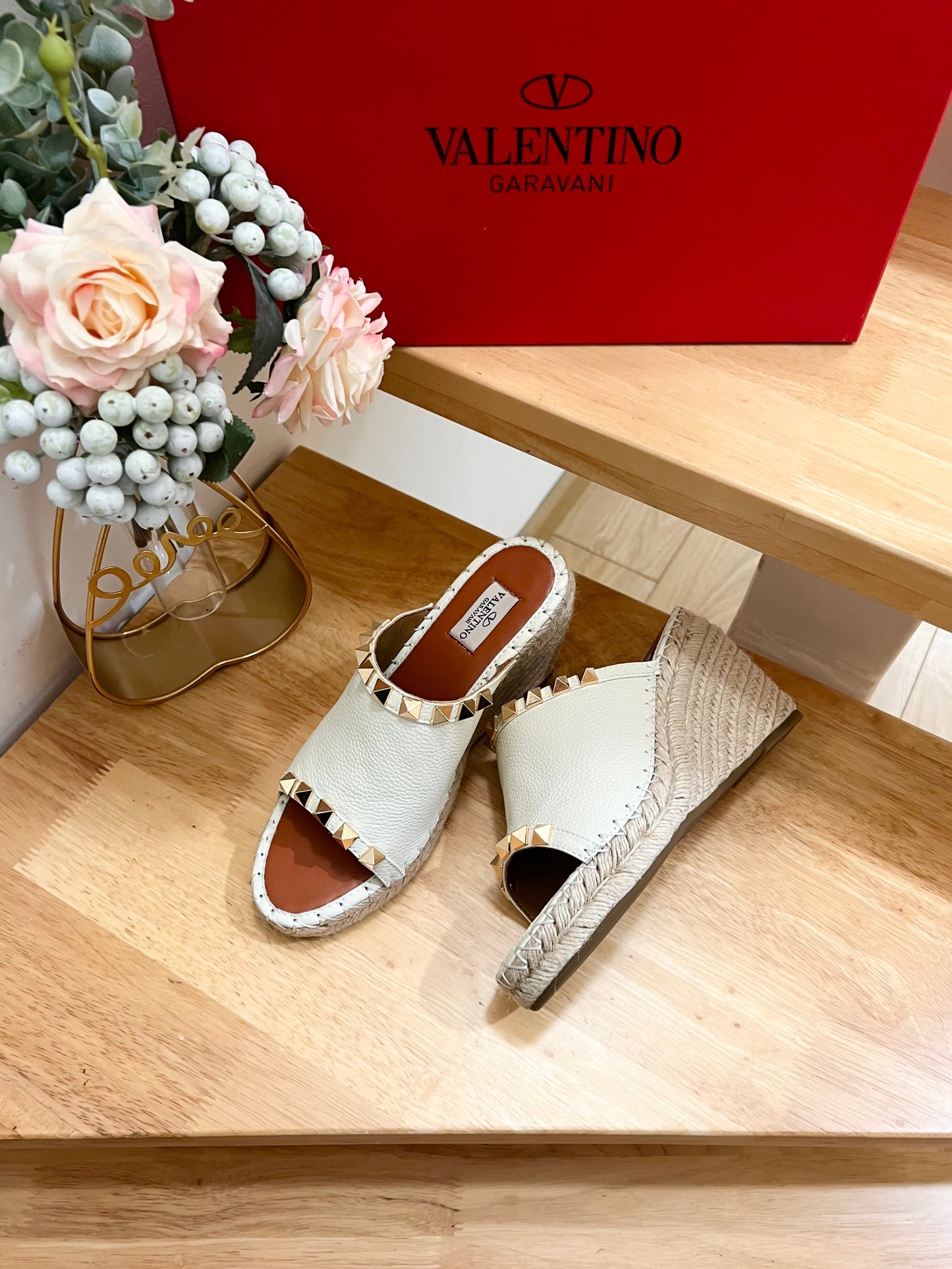 LACE-UP WEDGE SANDALS IN WHITE CALFSKIN WITH STUDS - 36
