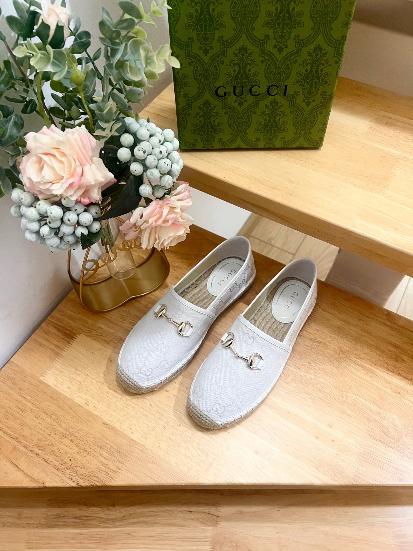 WOMEN'S ESPADRILLE WITH HORSEBIT IN WHITE CANVAS - 36