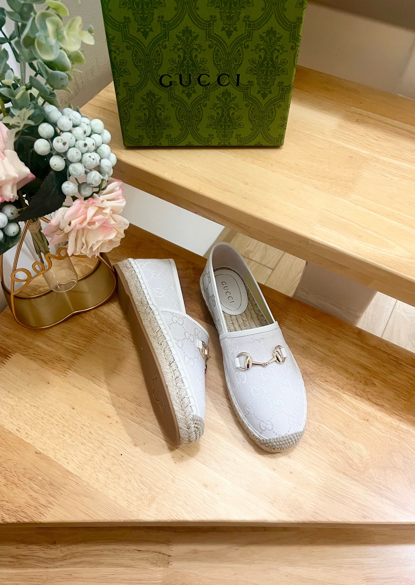 WOMEN'S ESPADRILLE WITH HORSEBIT IN WHITE CANVAS - 36