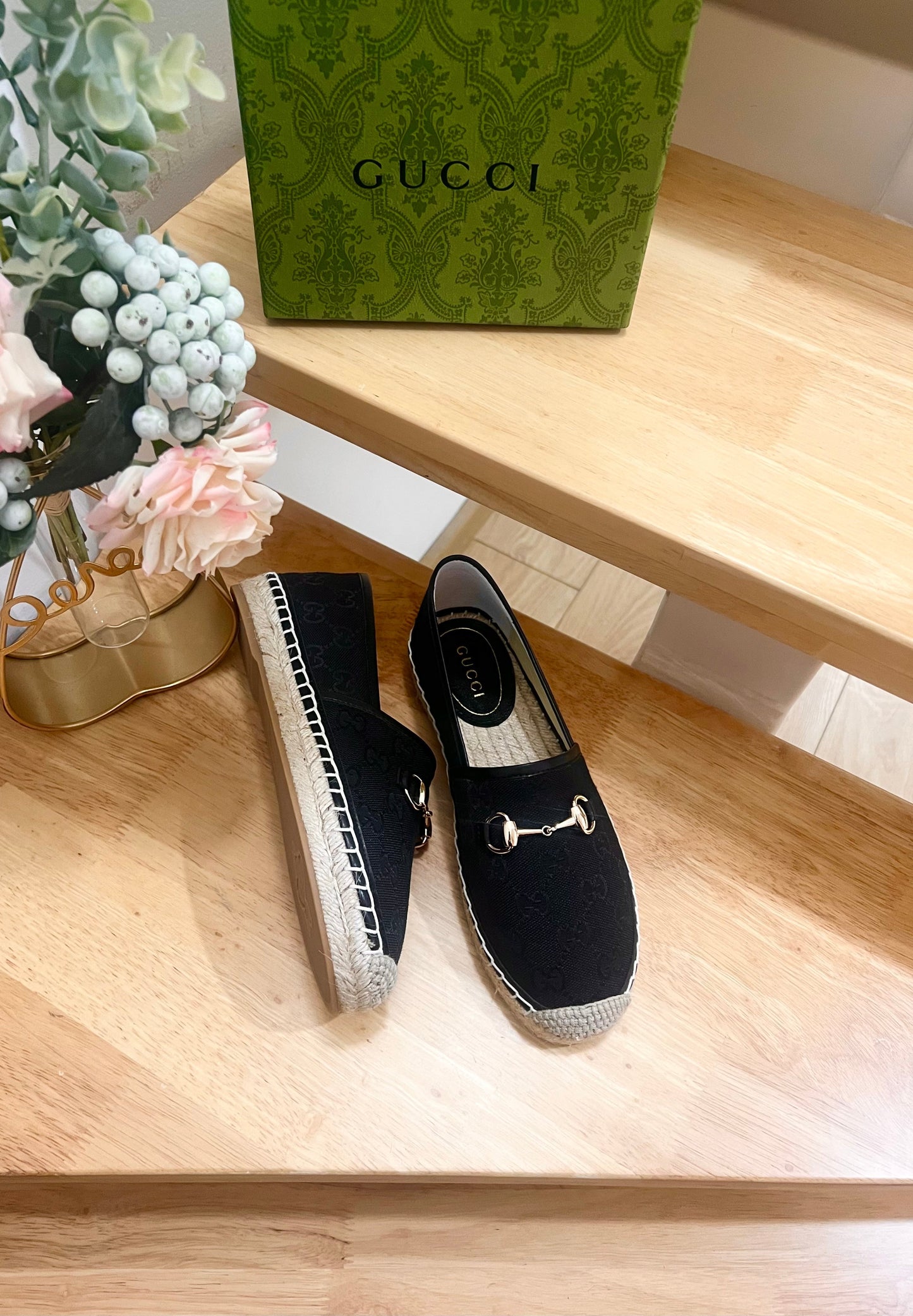 WOMEN'S ESPADRILLE WITH HORSEBIT IN BLACK CANVAS - 36