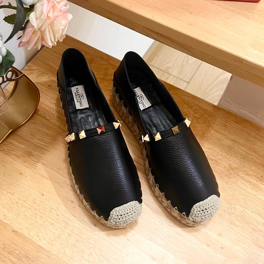 FLAT ESPADRILLE IN BLACK CALFSKIN 2 CM WITH STUDS - 36
