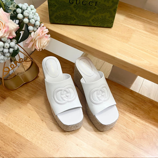 HIGH 10CM WEDGE SANDALS IN WHITE SHEEPSKIN - 36
