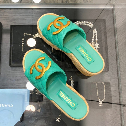 THICK SOLE WEDGE SLIPPERS IN PERSIAN GREEN LAMBSKIN AND BEIGE RUBBER - 35