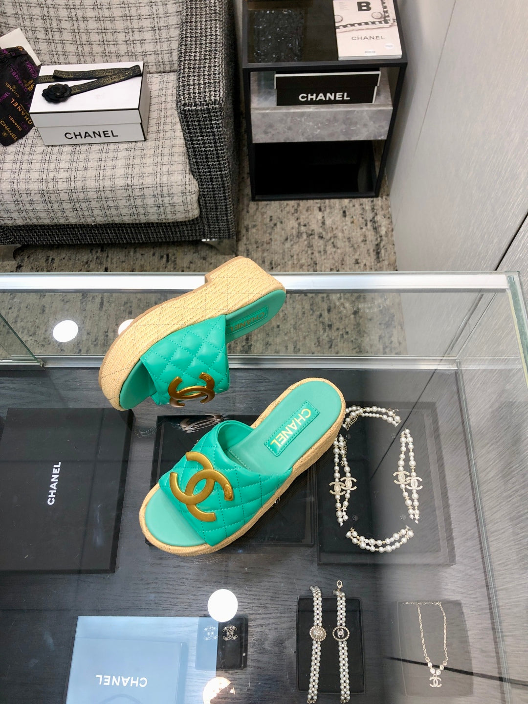 THICK SOLE WEDGE SLIPPERS IN PERSIAN GREEN LAMBSKIN AND BEIGE RUBBER - 35