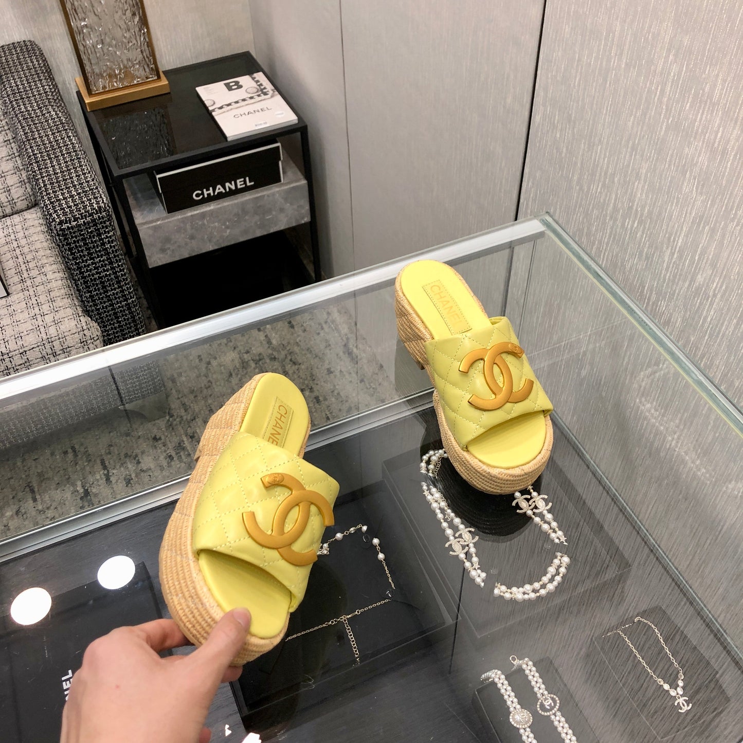 THICK SOLE WEDGE SLIPPERS IN SAND YELLOW LAMBSKIN AND BEIGE RUBBER - 35