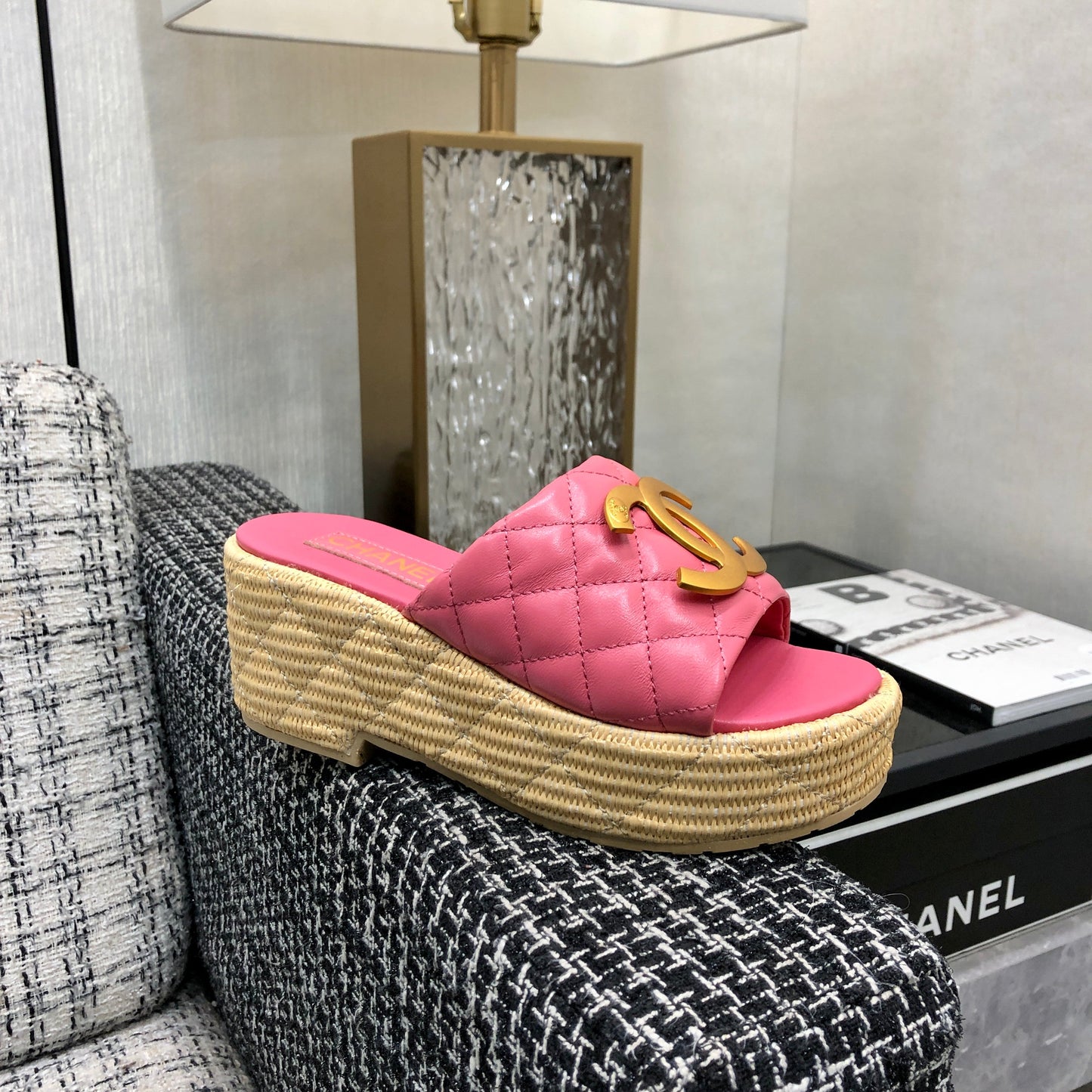 THICK SOLE WEDGE SLIPPERS IN PUNCH PINK LAMBSKIN AND BEIGE RUBBER - 35