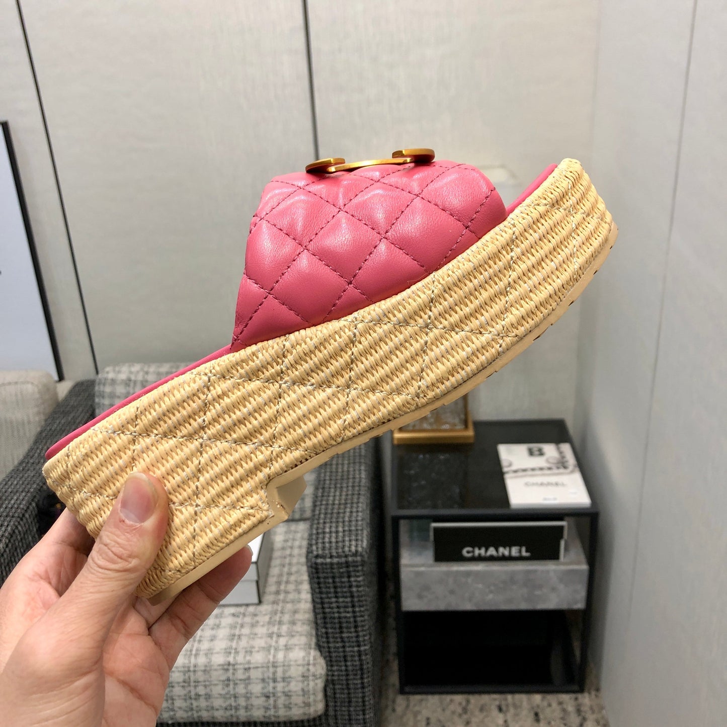 THICK SOLE WEDGE SLIPPERS IN PUNCH PINK LAMBSKIN AND BEIGE RUBBER - 35