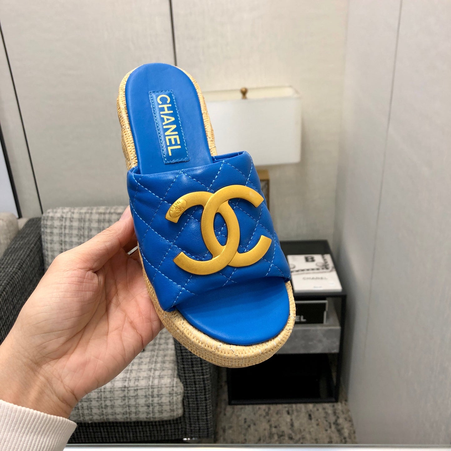 THICK SOLE WEDGE SLIPPERS IN COBALT BLUE LAMBSKIN AND BEIGE RUBBER - 35