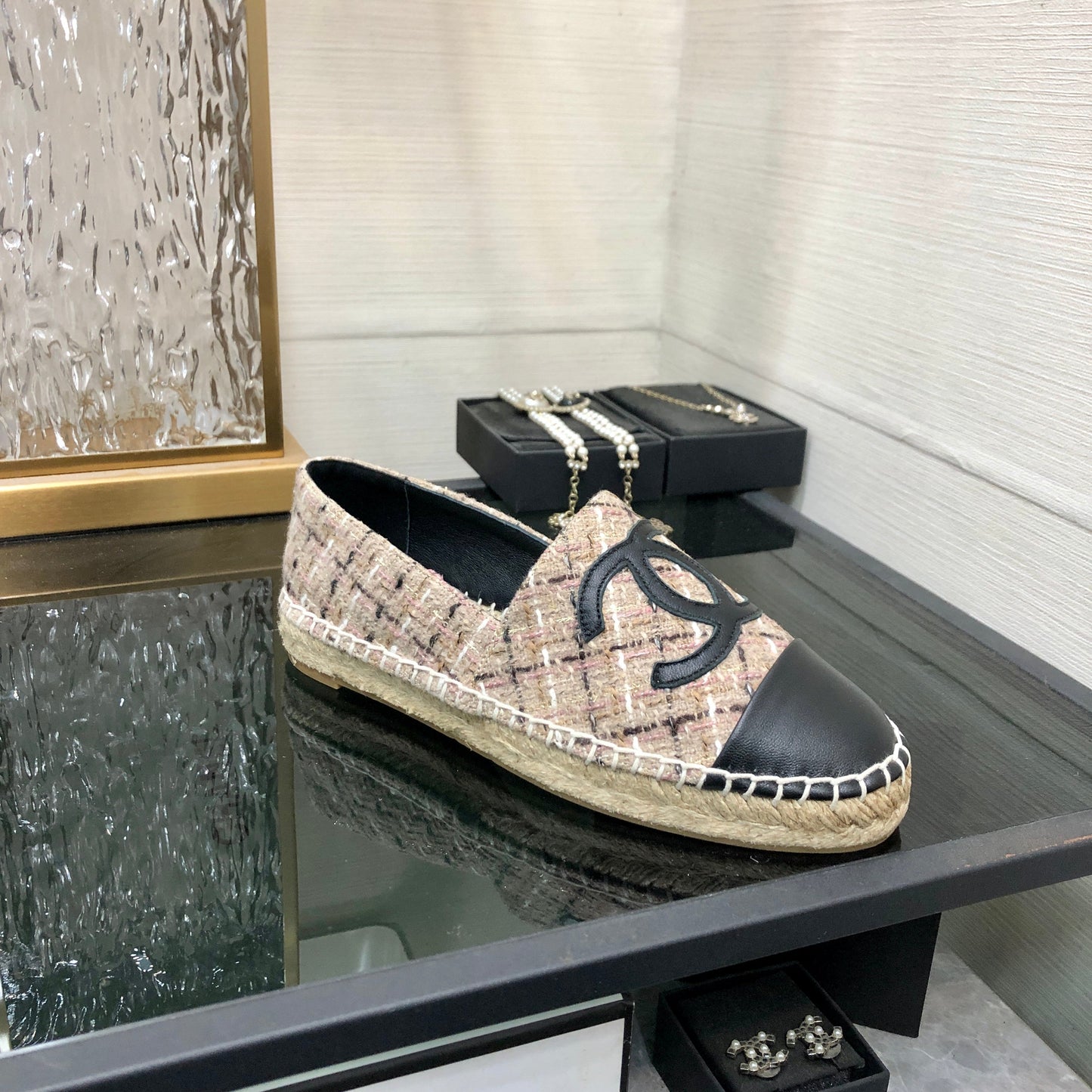 ESPADRILLE CAMEL BEIGE TWEED FABRIC AND BLACK CALFSKIN FLATS - 35