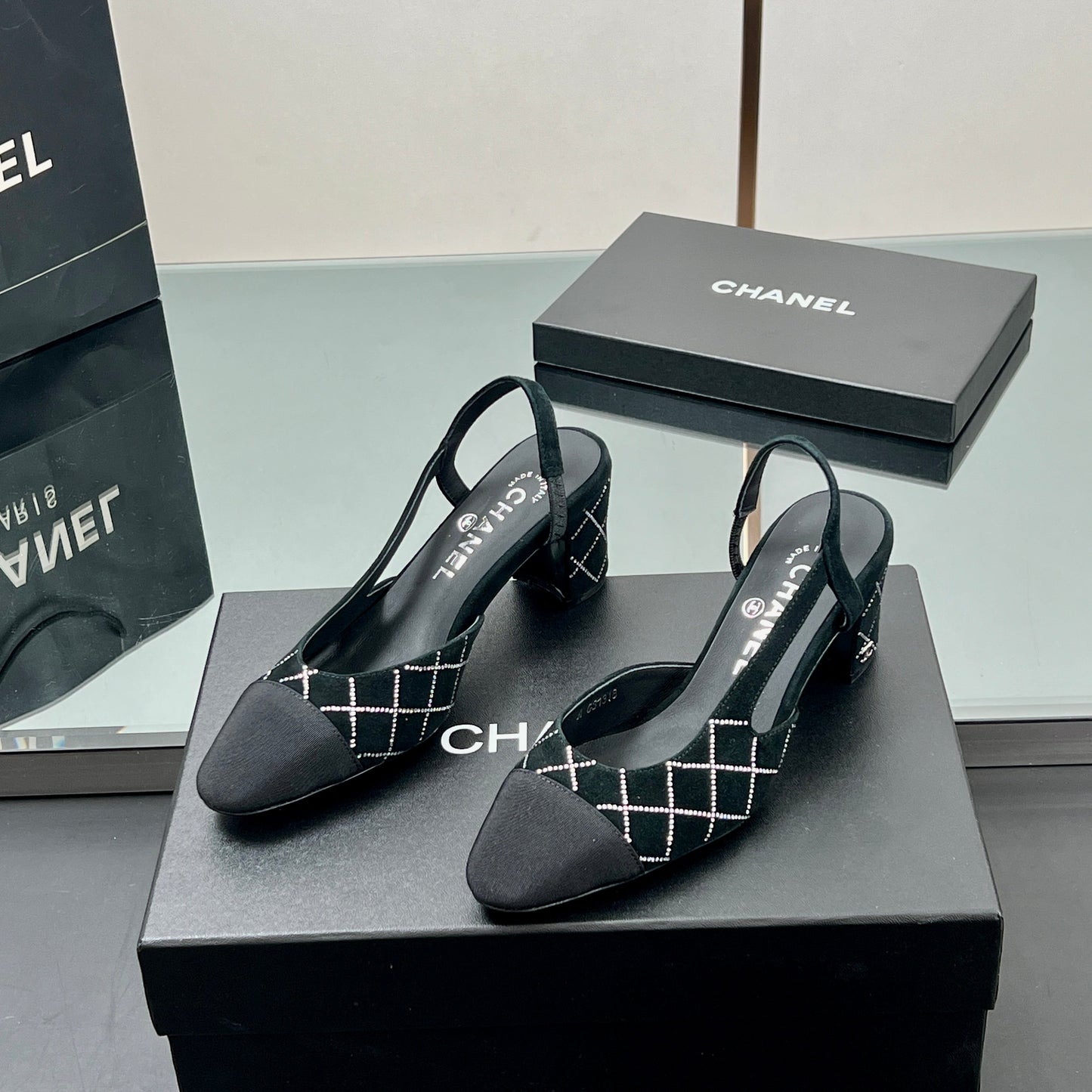 CC SLINGBACK 25S 65 MM IN BLACK SUEDE AND CRYSTALS - 35