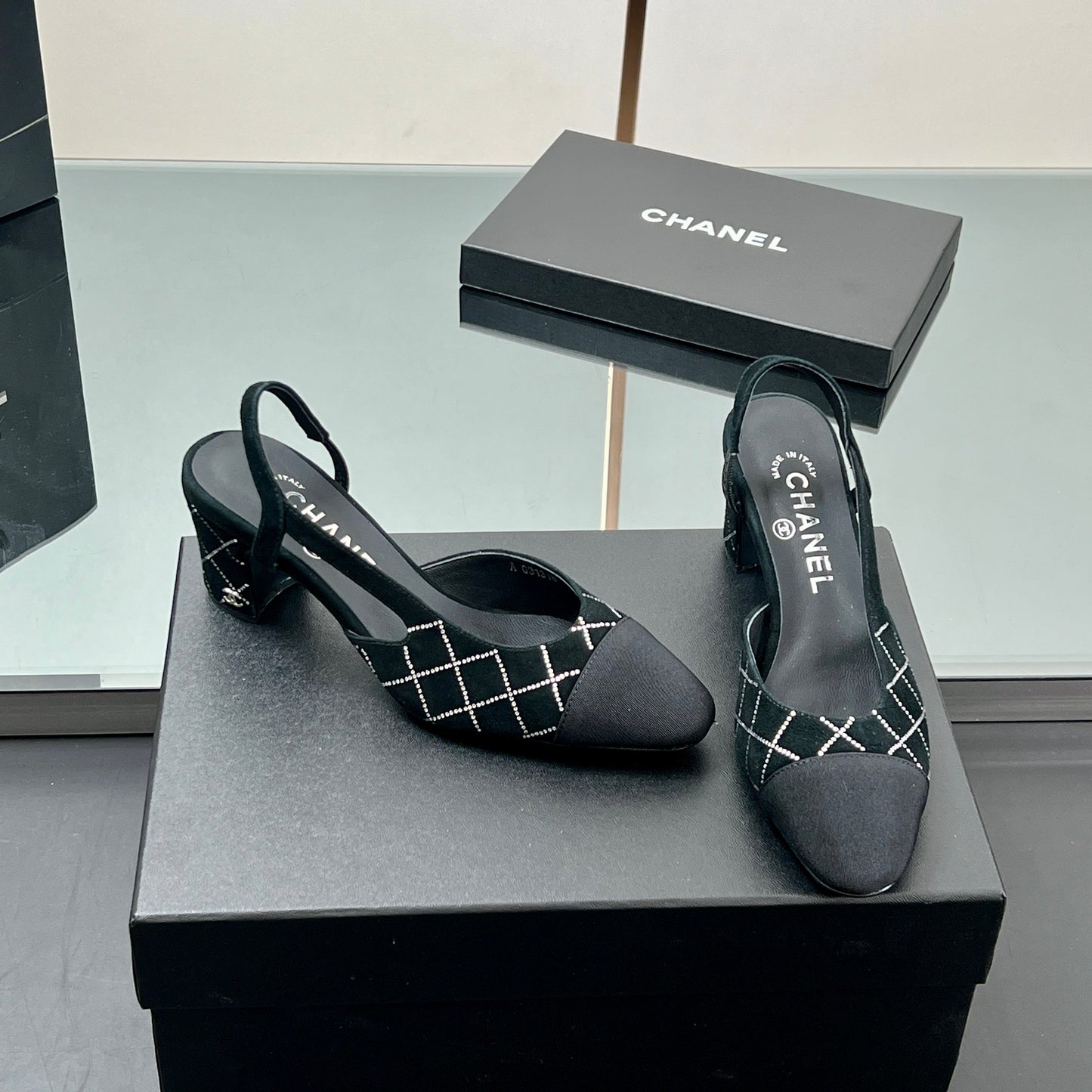 CC SLINGBACK 25S 65 MM IN BLACK SUEDE AND CRYSTALS - 35