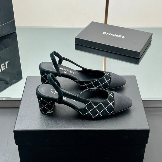 CC SLINGBACK 25S 65 MM IN BLACK SUEDE AND CRYSTALS - 35