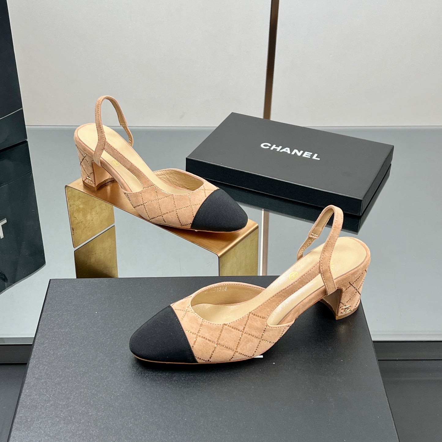 CC SLINGBACK 25S 65 MM IN BEIGE SUEDE AND CRYSTALS - 35