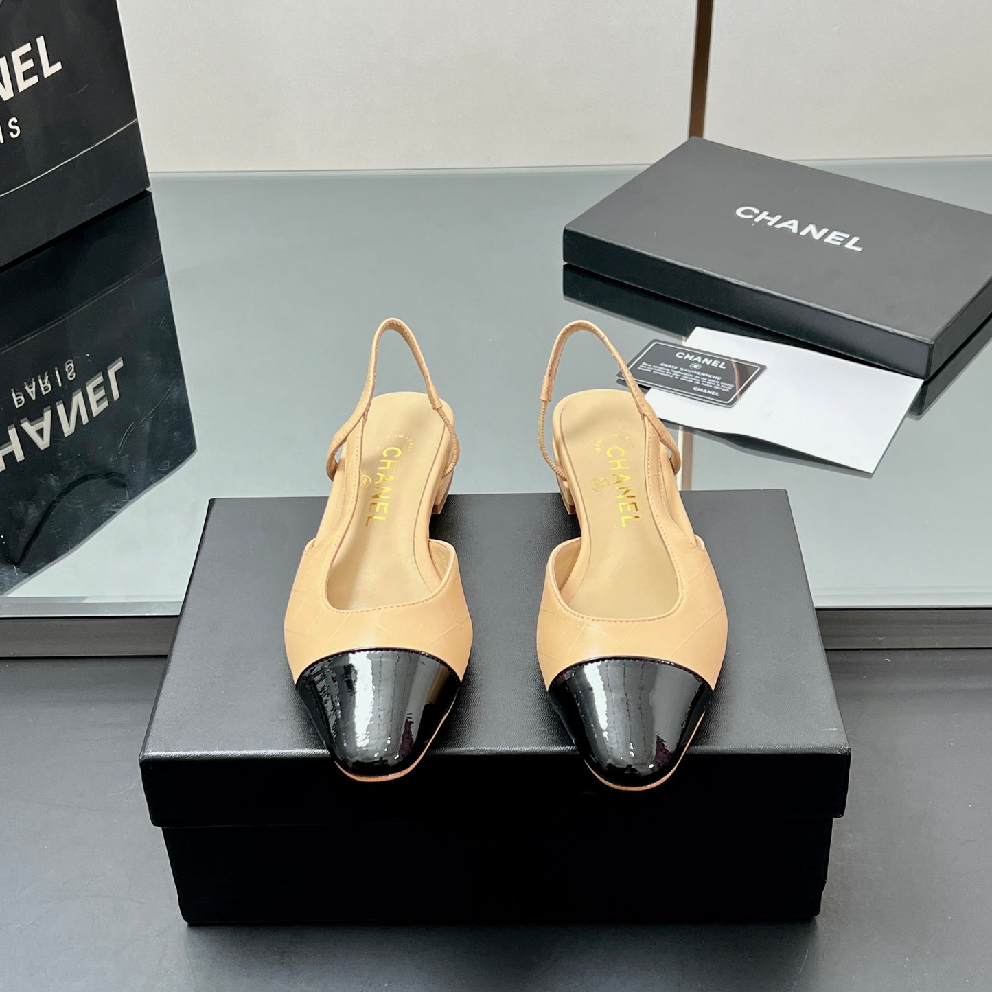 CC SLINGBACK 25S 25 MM IN BEIGE LAMBSKIN AND BLACK GLOSSY LEATHER WITH CHECK PATTERN - 35