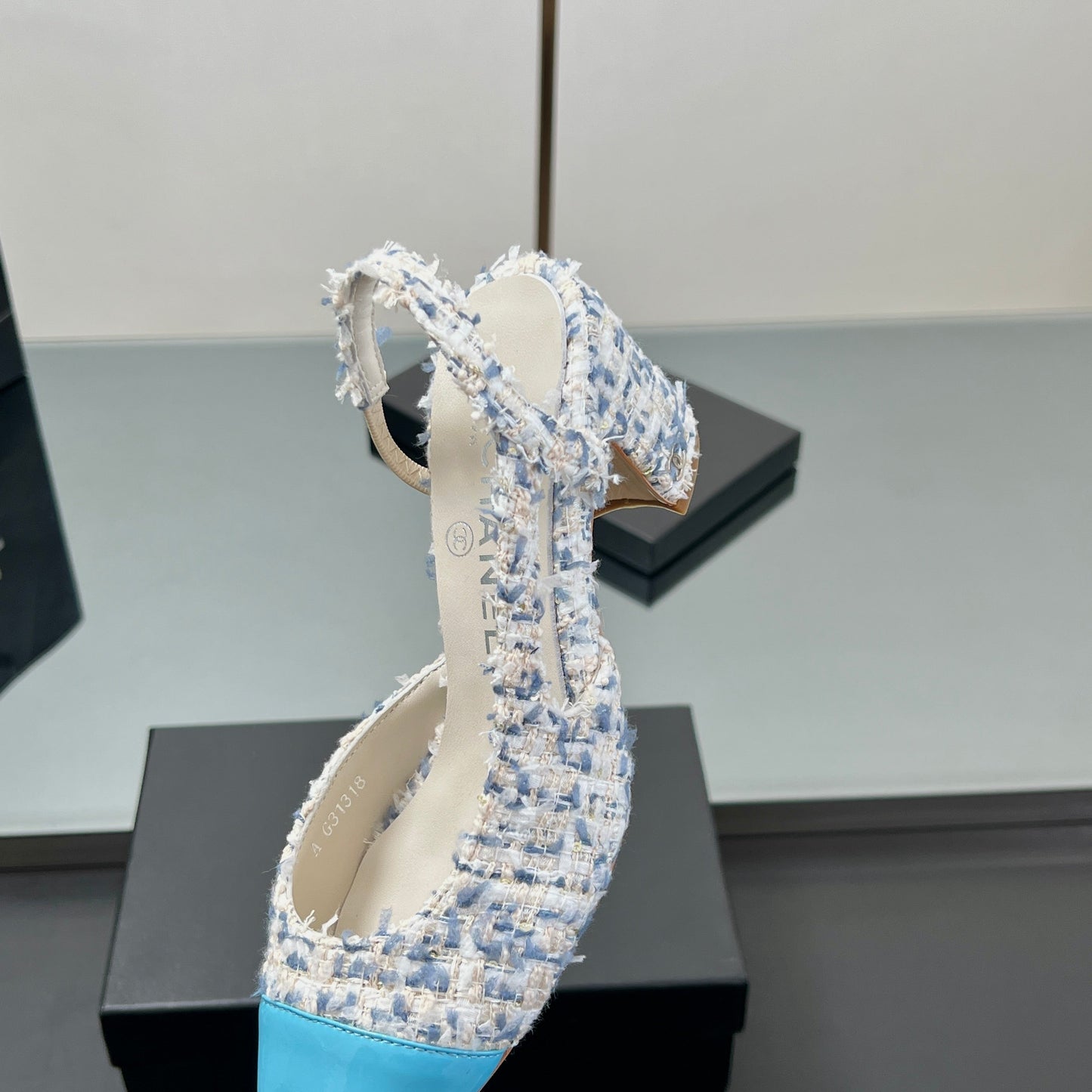 CC SLINGBACK 25S 65 MM IN BLUE TWEED AND GLOSSY LEATHER - 35