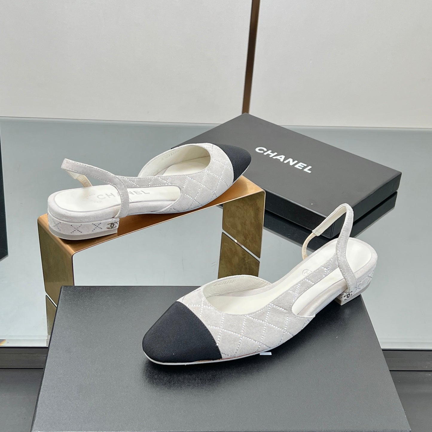 CC SLINGBACK 25S 25 MM IN WHITE SUEDE AND CRYSTALS - 35
