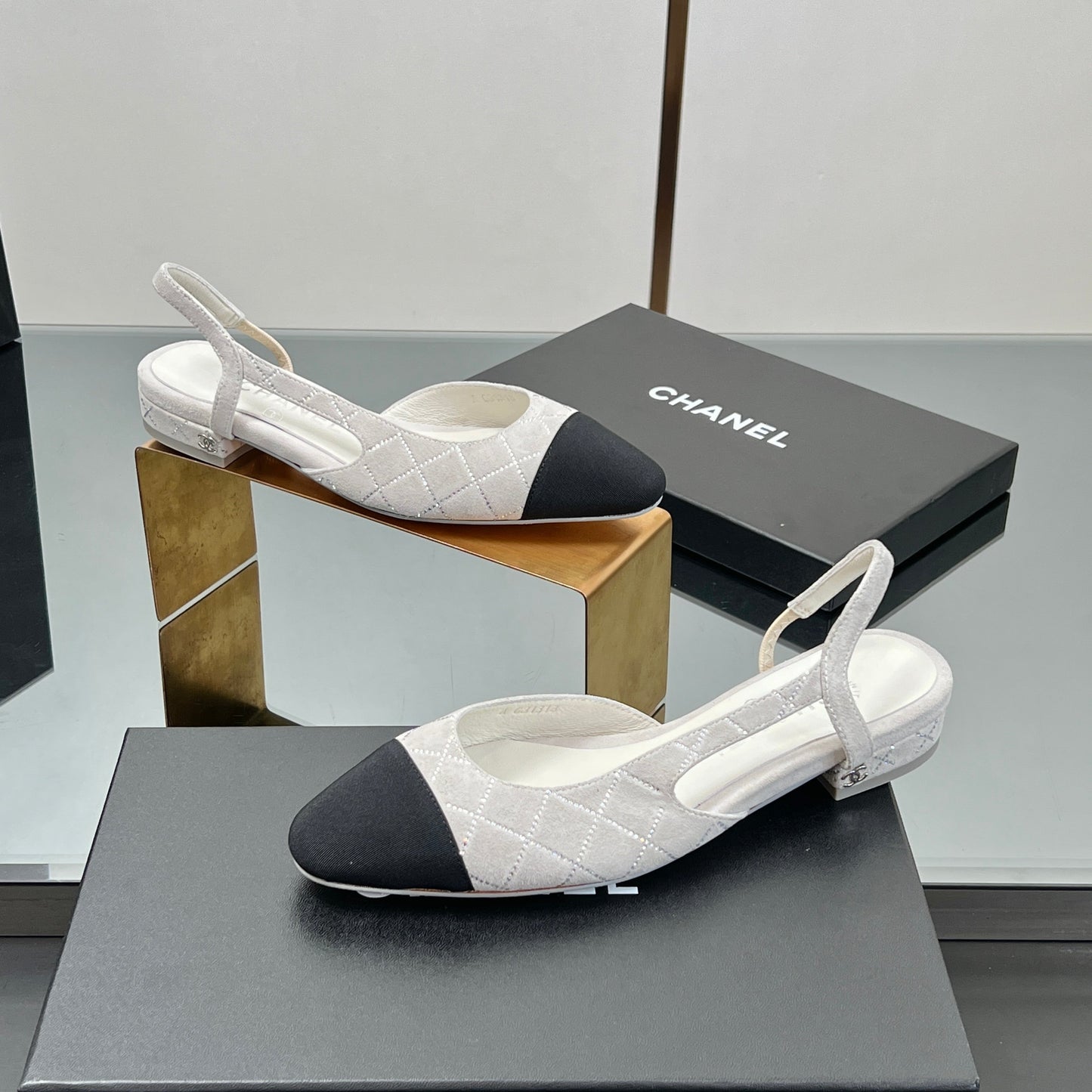 CC SLINGBACK 25S 25 MM IN WHITE SUEDE AND CRYSTALS - 35