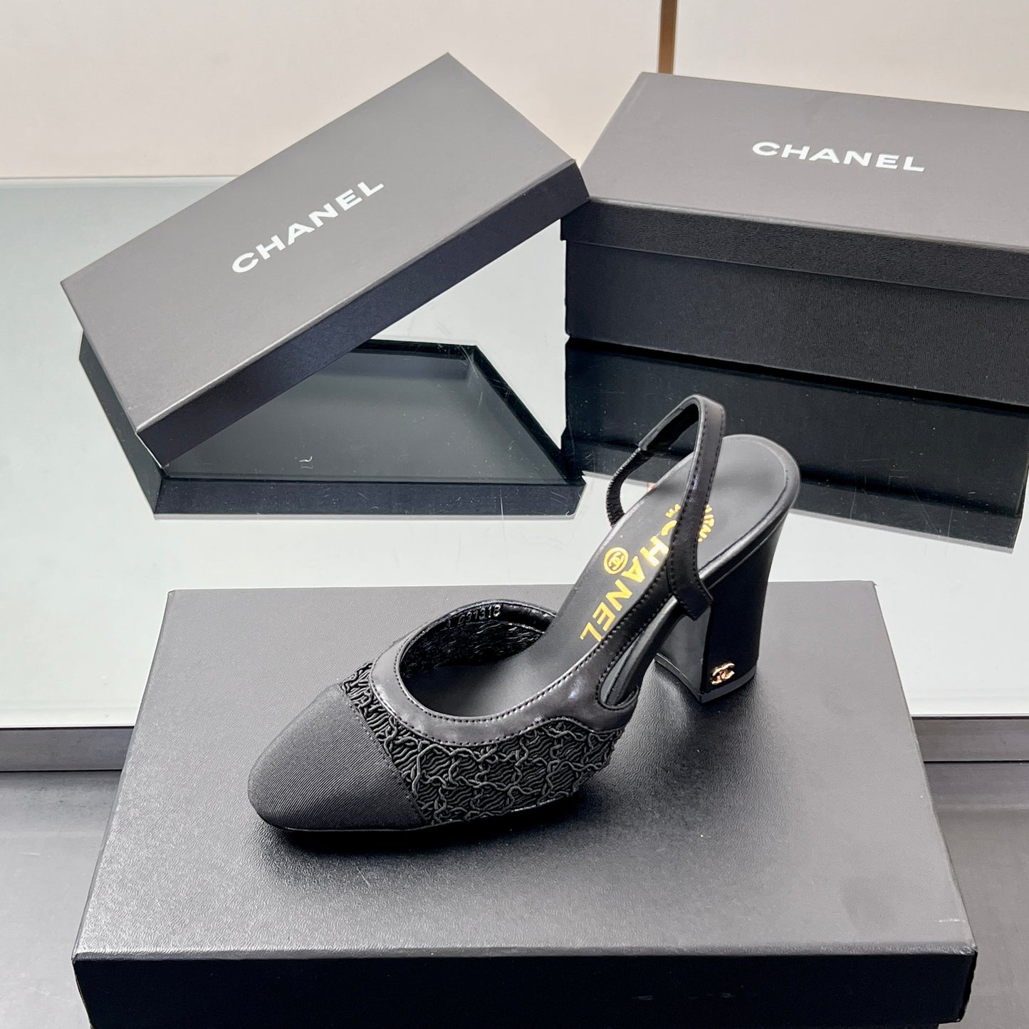 CC SLINGBACK 25S 95 MM IN BLACK FABRIC AND LAMBSKIN - 35