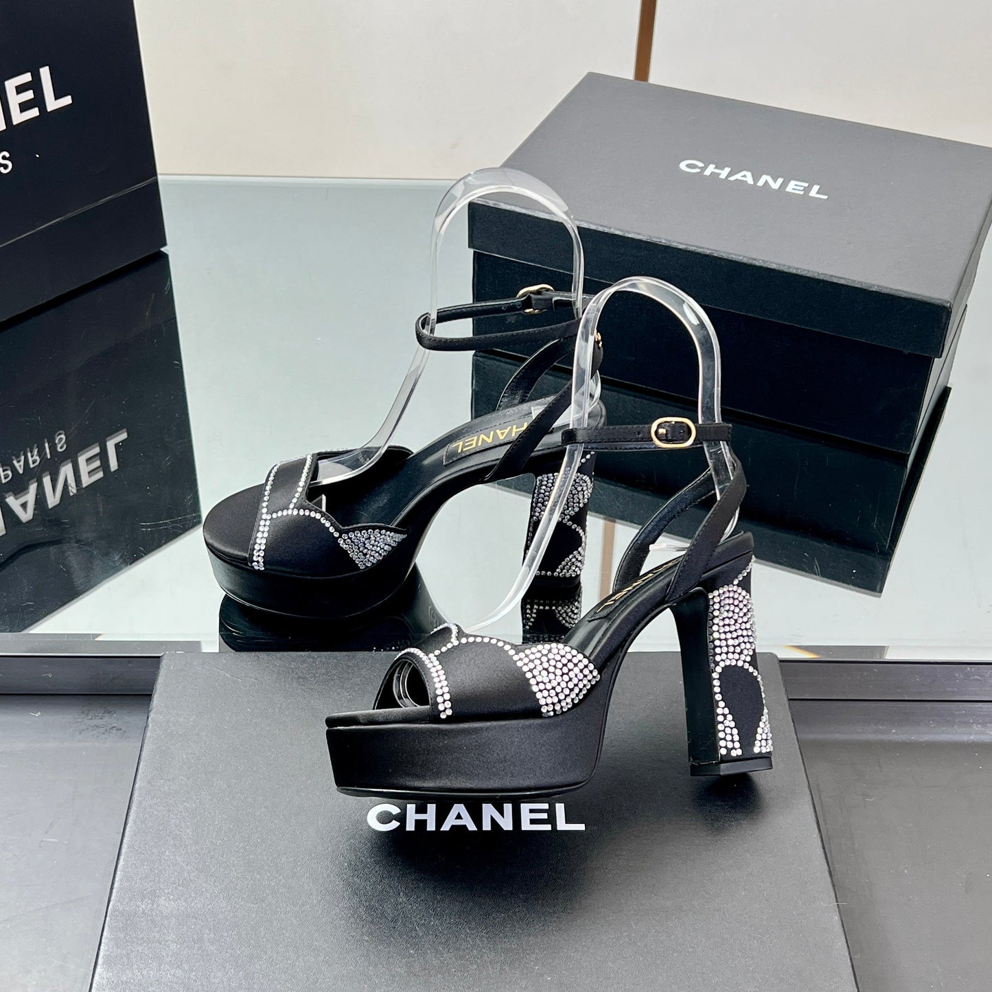 HIGH HEELS SANDAL 90 MM IN BLACK CALFSKIN AND STONE - 35