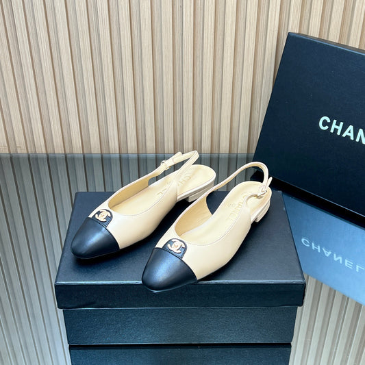 CHANEL 25S БЕЖЕВІ БАЛЕТКИ З РЕМІНЦЕМ НА П'ЯТІ З ТЕЛЯЧОЇ ШКІРИ З ФУРНІТУРОЮ ЗІ ЗОЛОТА