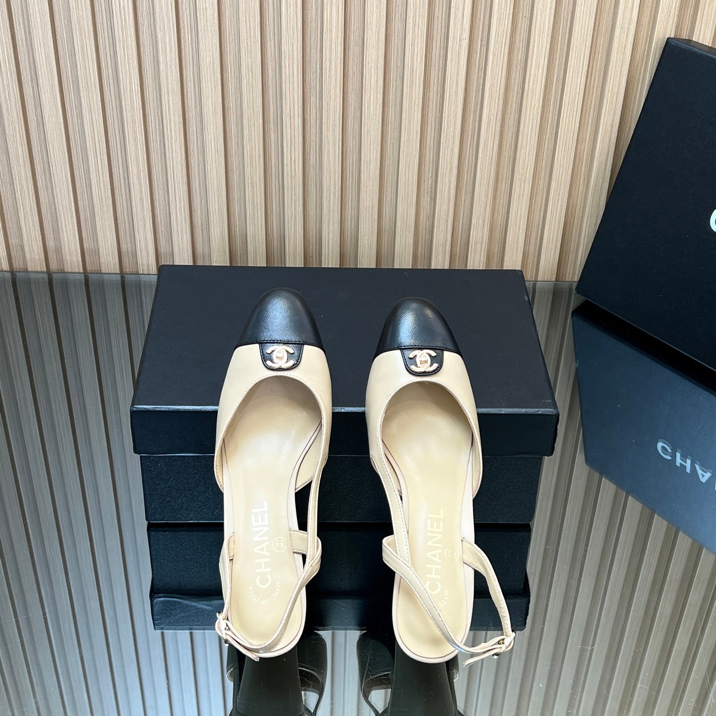 CHANEL 25S SLINGBACK SHOE LOGO 65MM IN BEIGE CALFSKIN GOLD HARDWRE - 35