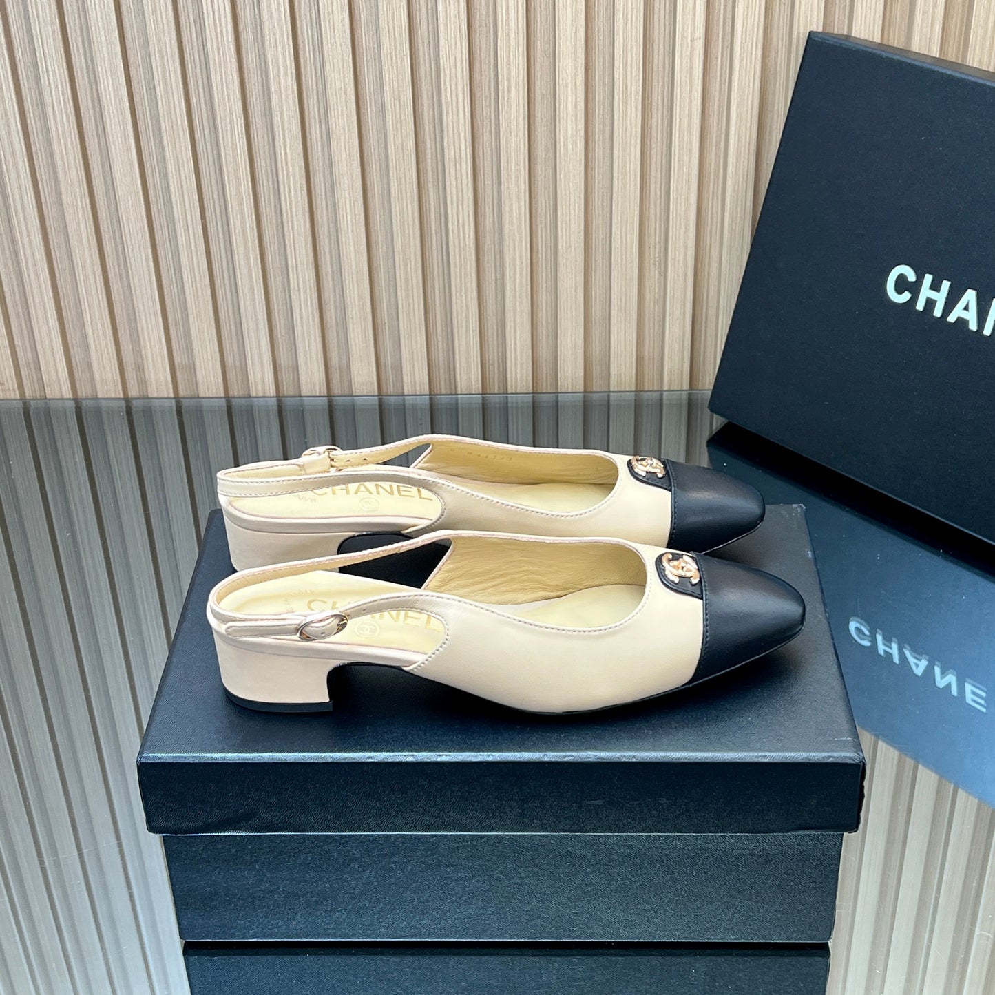 CHANEL 25S SLINGBACK SHOE 45MM IN BEIGE CALFSKIN GOLD HARDWARE