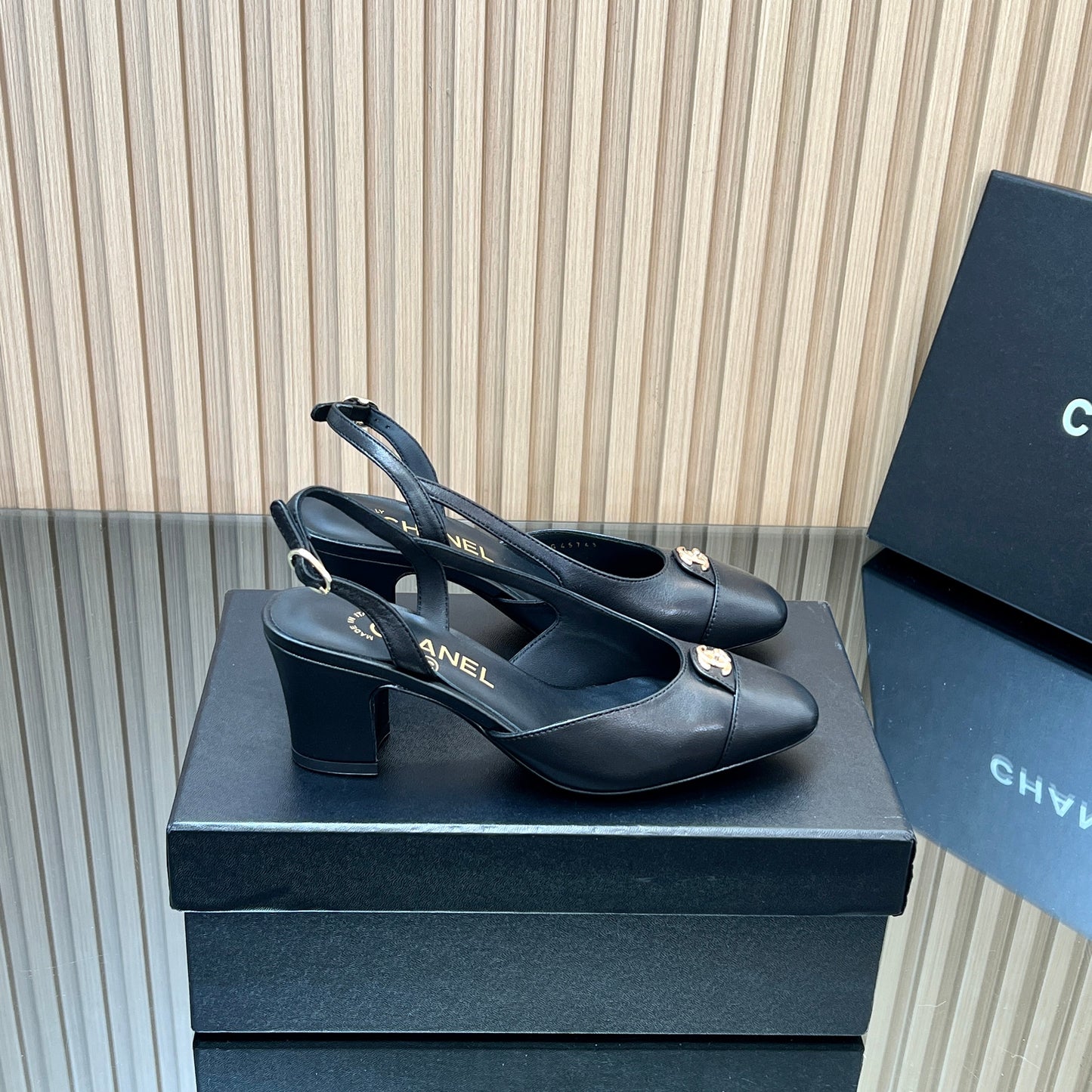 CHANEL 25S SLINGBACK SHOE LOGO 65MM IN BLACK CALFSKIN GOLD HARDWRE - 35