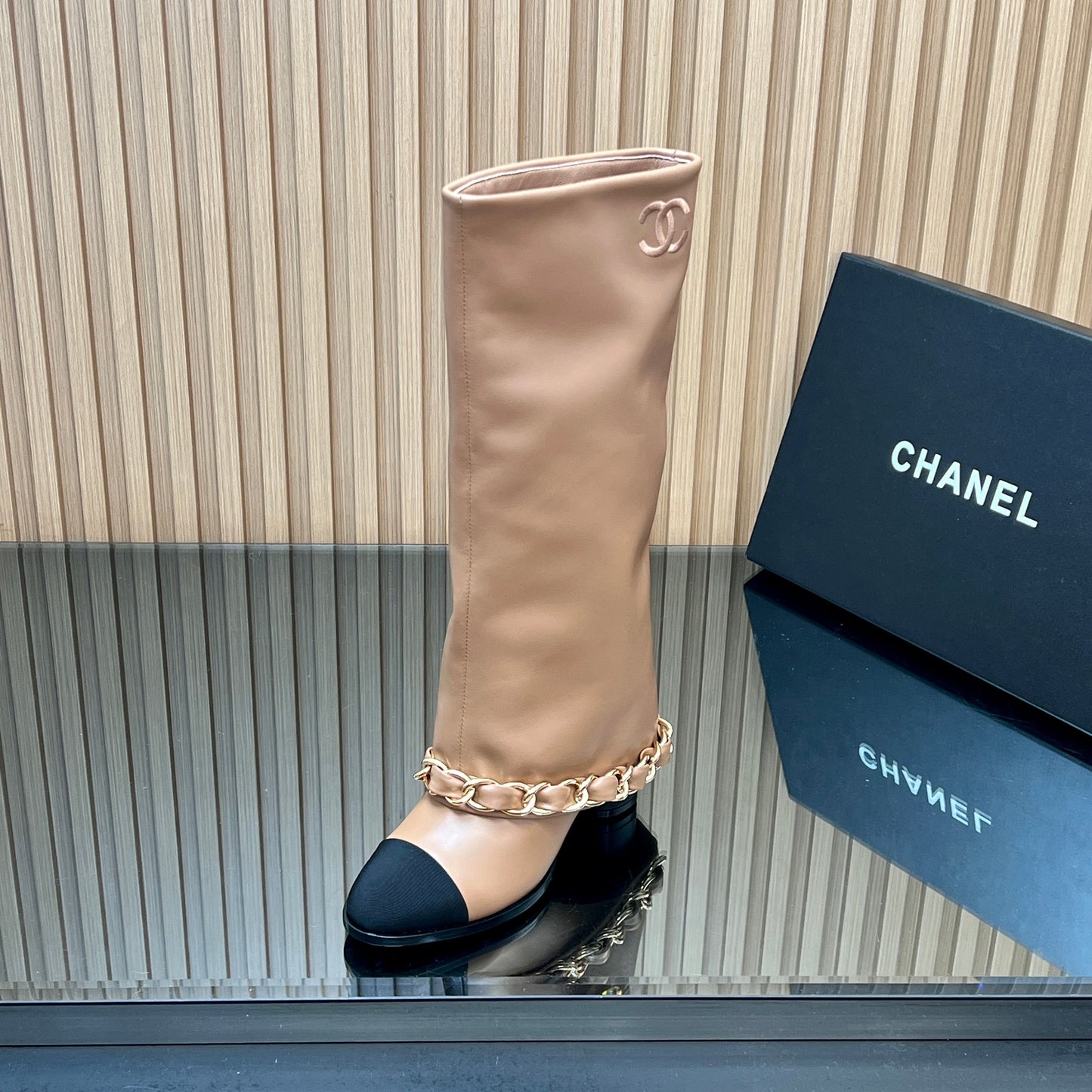 CHANEL 25S KNEE-HIGH HEELED BOOTS 65MM IN BEIGE CALFSKIN GOLD HARDWRE - 35