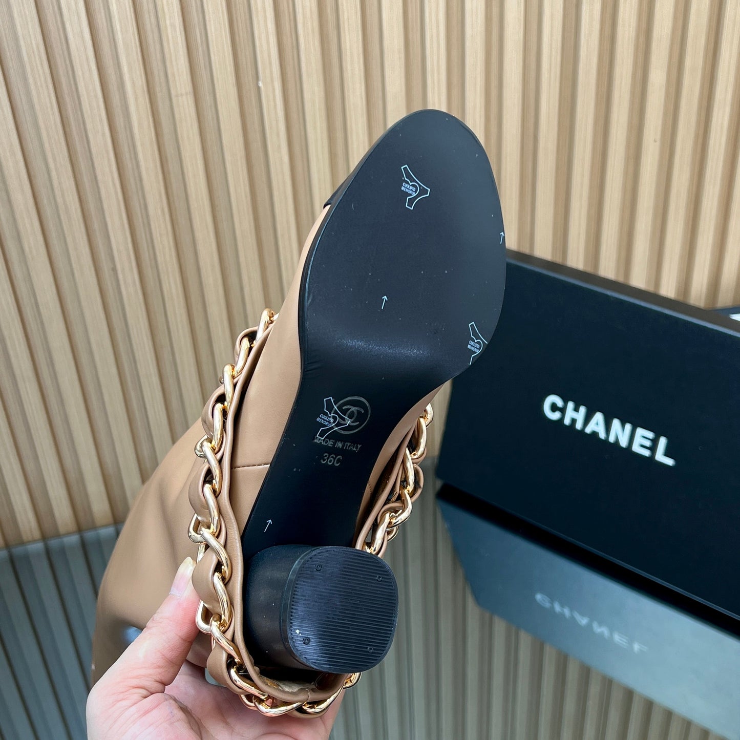 CHANEL 25S KNEE-HIGH HEELED BOOTS 65MM IN BEIGE CALFSKIN GOLD HARDWRE - 35