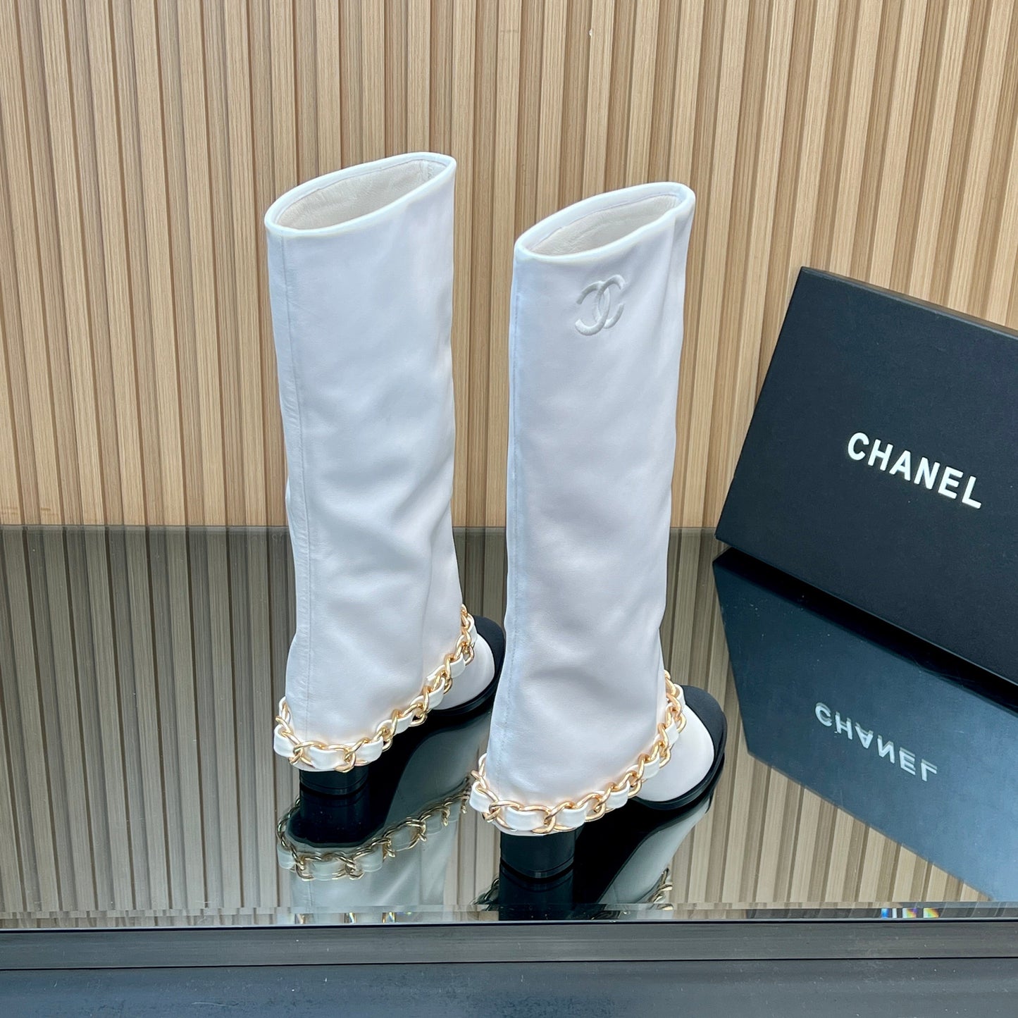 CHANEL 25S KNEE-HIGH HEELED BOOTS 65MM IN WHITE CALFSKIN GOLD HARDWRE - 35