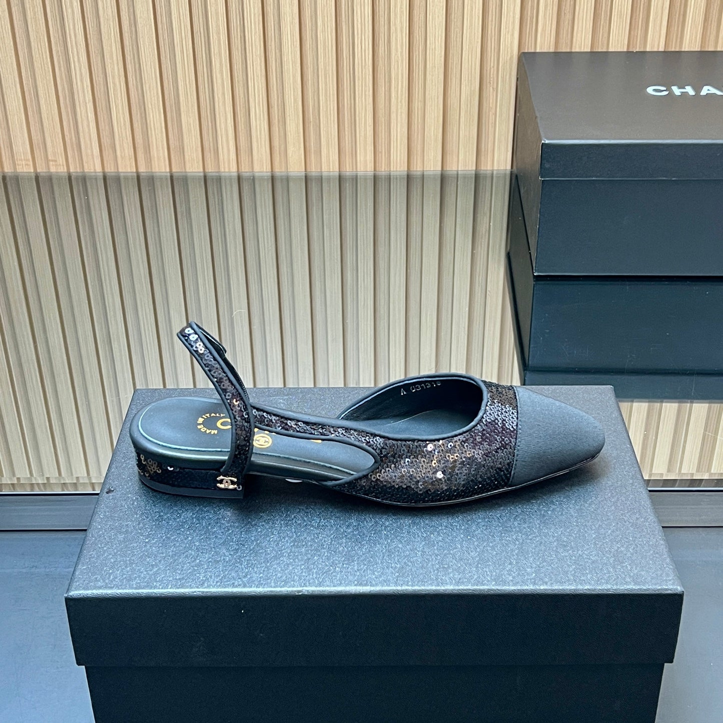 CHANEL 25S SLINGBACK SHOES IN BLACK EMBELLISHED WITH SPARKLES CANVAS - 35