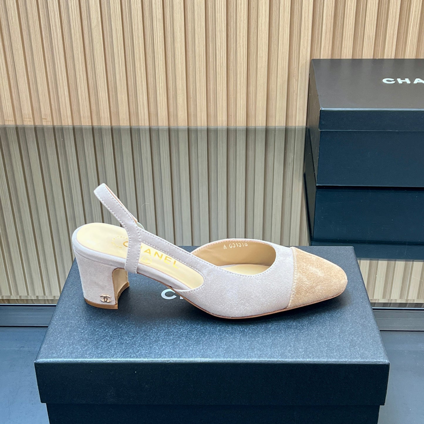 CHANEL 25S SLINGBACK SHOES IN NUDE AND BEIGE SUEDE - 35